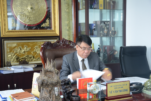 Chủ tịch công ty Thiên Lộc thích đọc sách và luôn giữ chất lính