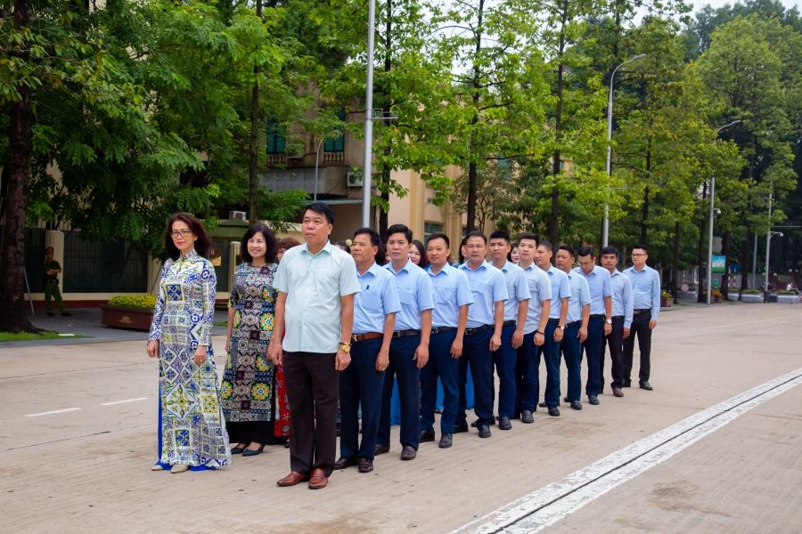 [Album] Công ty CP Đầu tư Xây dựng Thiên Lộc vào Lăng viếng Chủ tịch Hồ Chí Minh nhân kỷ niệm 74 năm ngày Quốc khánh 02/9/2019