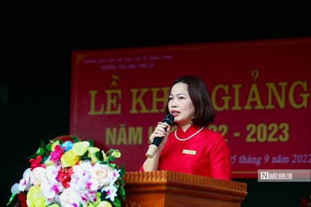 Tiếp sức đến trường cho học sinh nghèo hiếu học tại Thái Nguyên