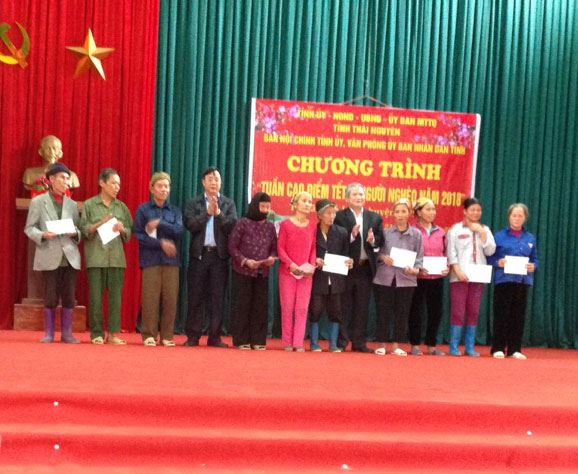 Công ty Cổ phần Đầu tư Xây dựng Thiên Lộc tham gia Tuần cao điểm Tết vì người nghèo của tỉnh Thái Nguyên